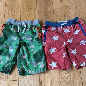 Mini Boden Camouflage and Star Print Shorts Set